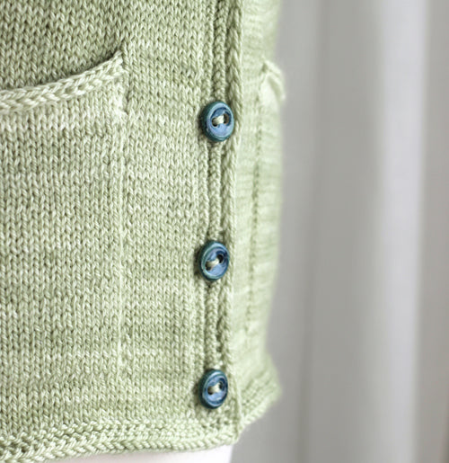 Ziggurats: 16 Elegantly Seamless Knits